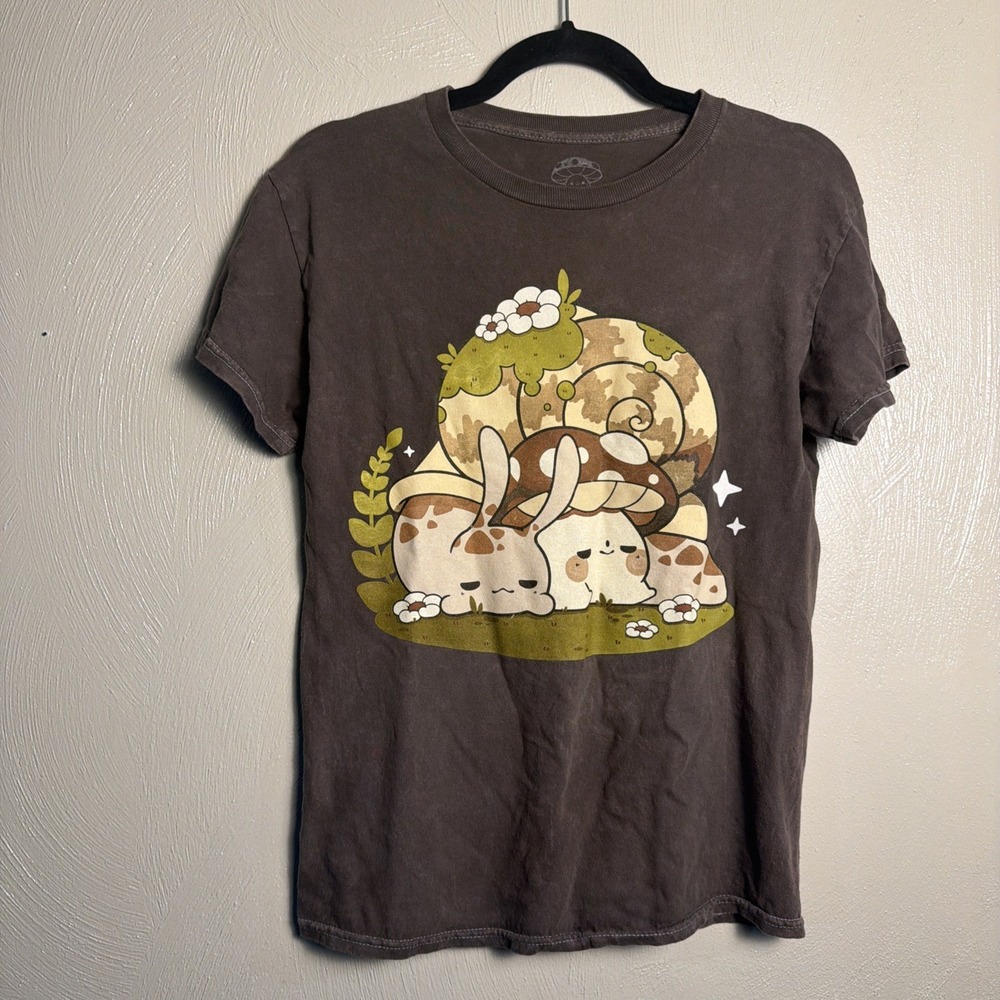 Brown Graphic T-Shirt with Cute Animal Design Small Cottagecore 100% Cotton